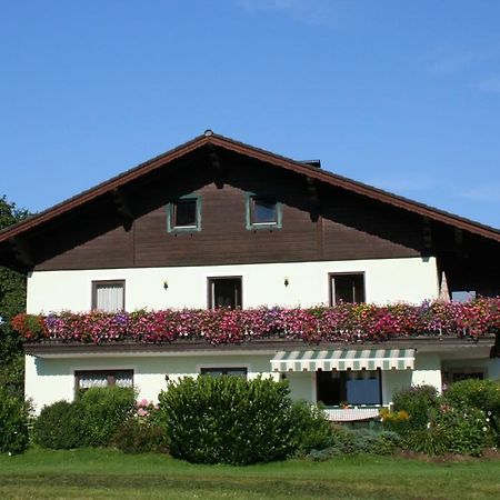 Ferienwohnungen Grabnerbauer Mondsee Szoba fotó