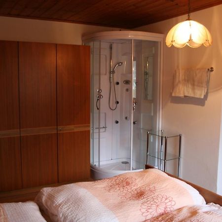 Ferienwohnungen Grabnerbauer Mondsee Szoba fotó